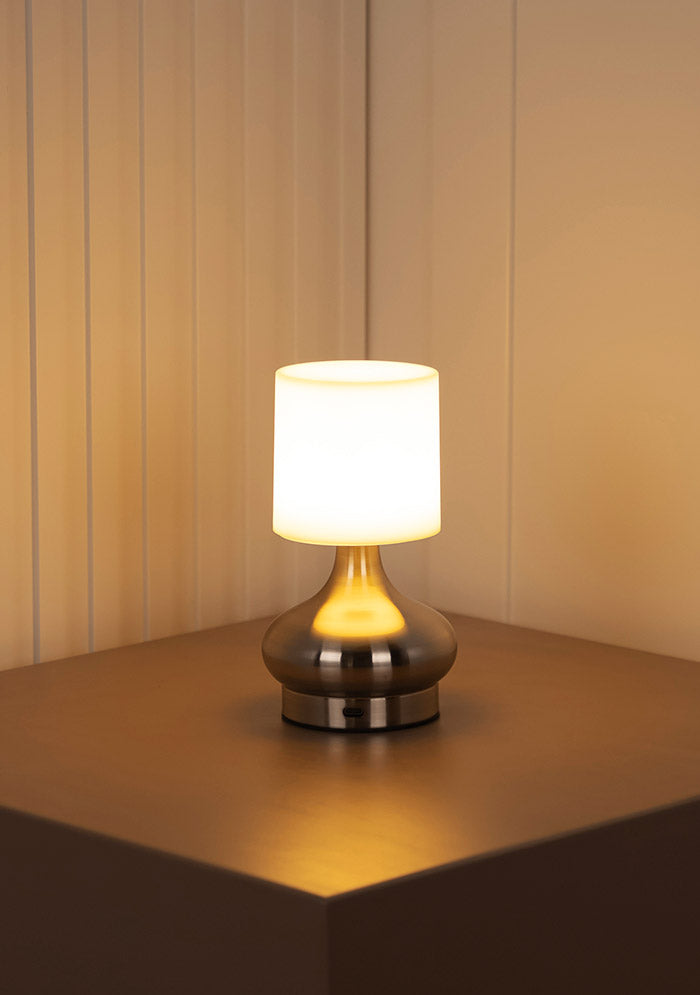 LUMIRA ŞARJLI  MİNİ  KROM LED MASA LAMBASI